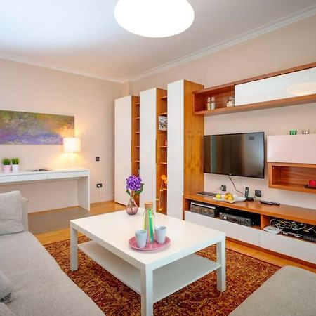 Green Apartment - Top Location, Near City Center! Sofia Exterior foto
