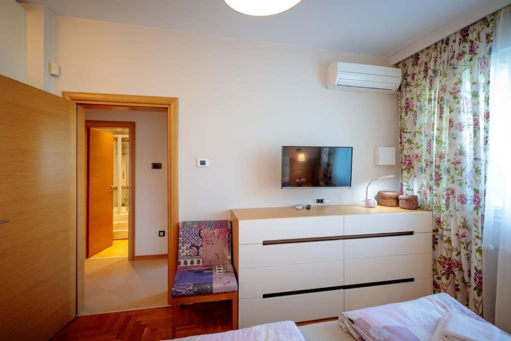 Green Apartment - Top Location, Near City Center! Sofia Exterior foto