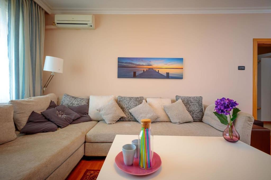 Green Apartment - Top Location, Near City Center! Sofia Exterior foto