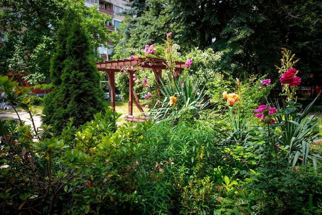Green Apartment - Top Location, Near City Center! Sofia Exterior foto