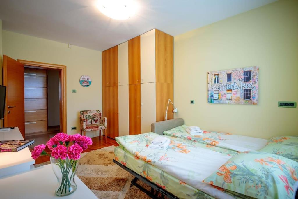 Green Apartment - Top Location, Near City Center! Sofia Exterior foto