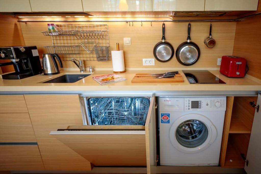 Green Apartment - Top Location, Near City Center! Sofia Exterior foto